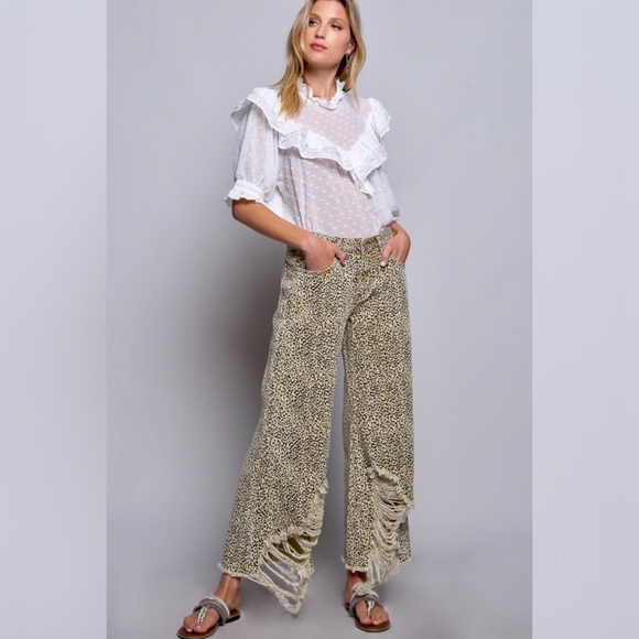 POL Swiss Dot Ruffle Mock Neck Blouse Half Sleeves Relaxed Fit - Picture 11 of 11